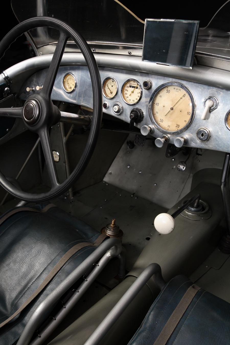 Панель приборов BMW 328 Bugelfalten Mille Miglia (85032) 1939 года  (фото 60 из 74)